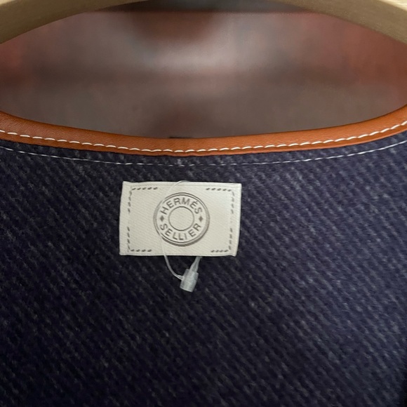 Hermes Rocabar Poncho - Picture 5 of 6